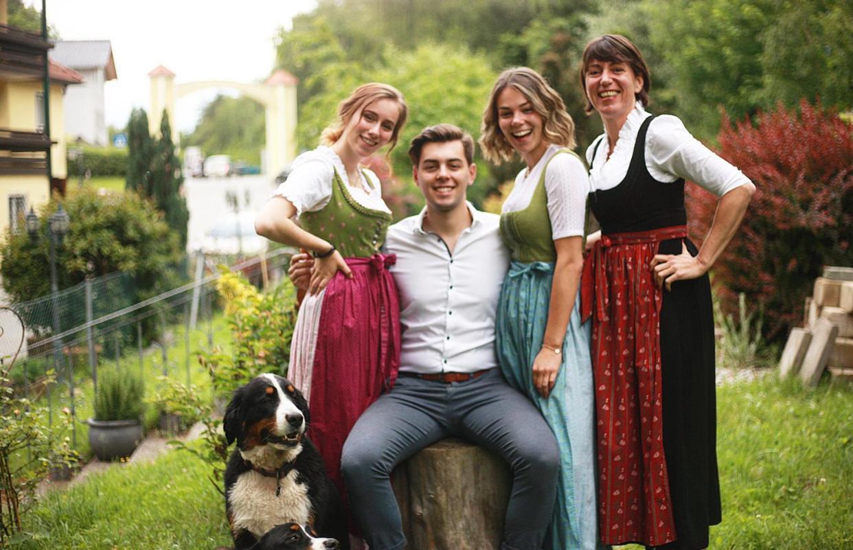 Gasthof Badl - Bed & Breakfast ハル・イン・チロル エクステリア 写真