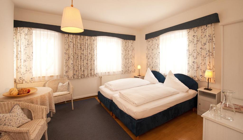 Gasthof Badl - Bed & Breakfast ハル・イン・チロル 部屋 写真